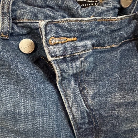 RISEN JEANS Distressed Women Asymmetrical Denim Distressed Shorts - Size Large - Picture 6 of 10